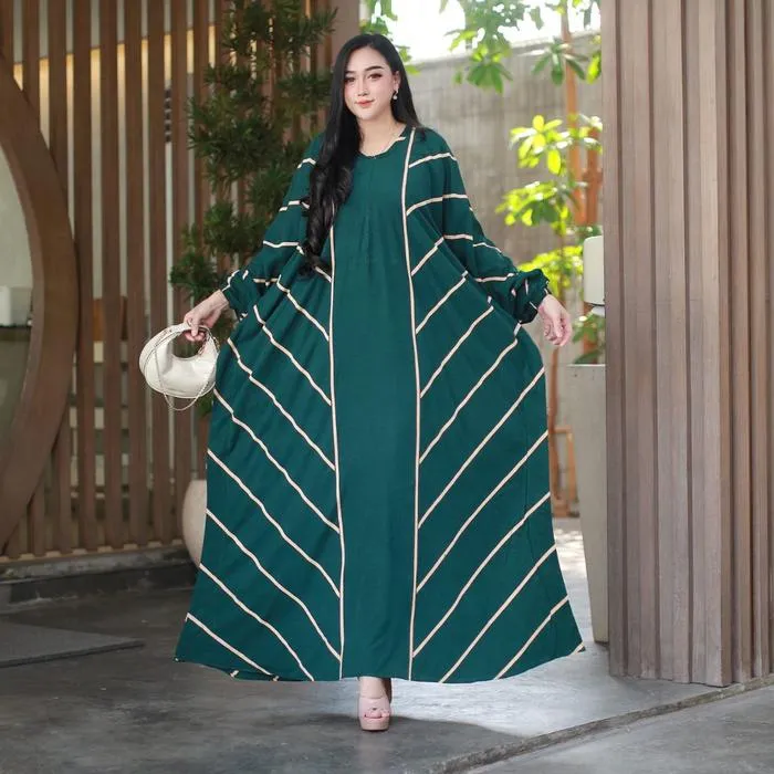 Kaftan Ainun warna Hijau Botol