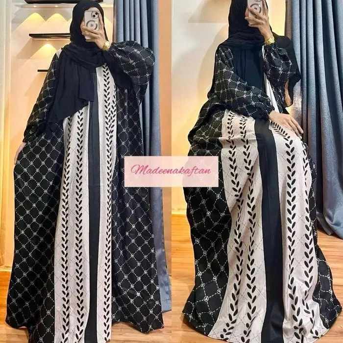 Kaftan Madina warna Hitam