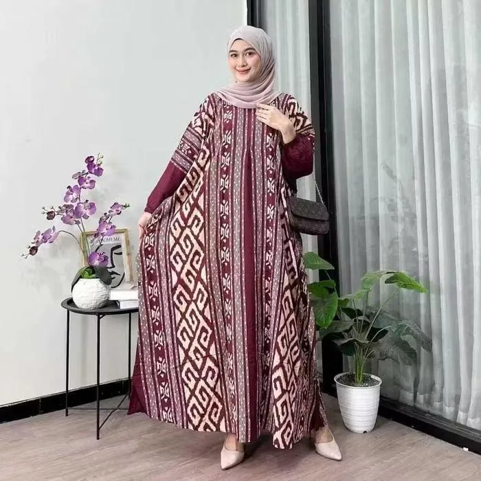 Kaftan Asmat warna Maroon