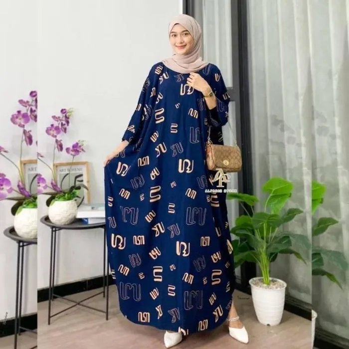 Kaftan Hana warna Navy