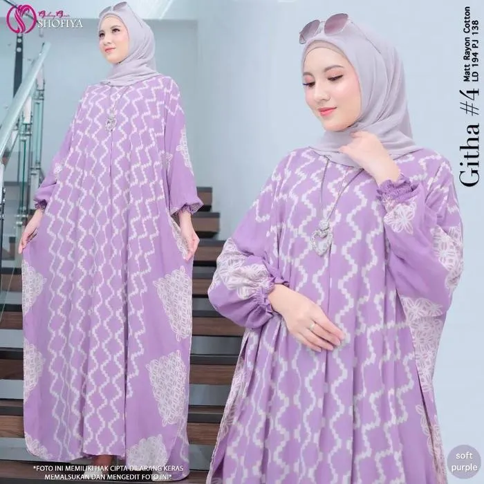 Kaftan Sonya warna Ungu